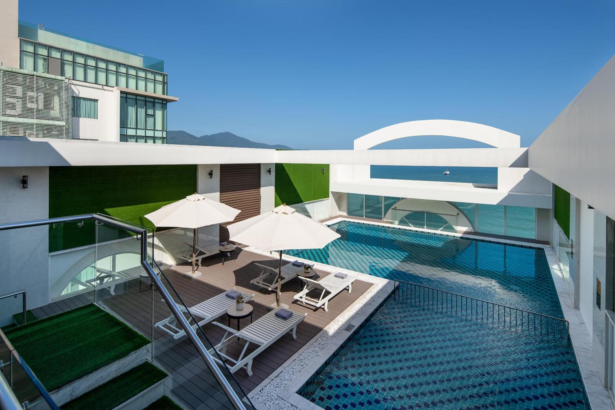 Paracel Hotel