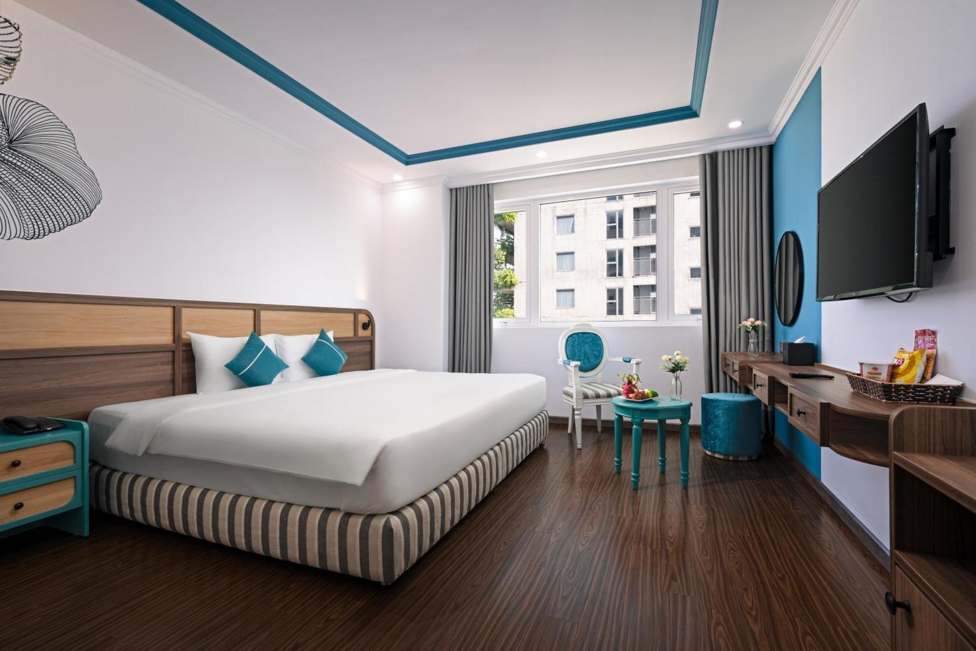 Khách sạn Paracel 4*